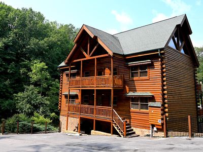 1114 Black Bear Cub Way