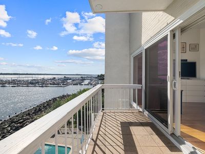 190 Schofield St APT 3-A