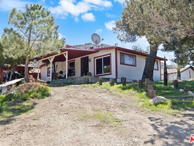 32300 Angeles Forest Hwy