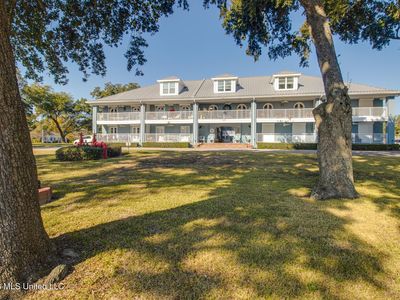1282 Beach Blvd APT 104