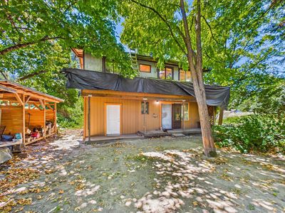 420 Carpenter Ln