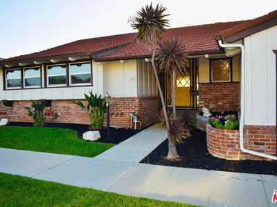 4623 Don Miguel Dr