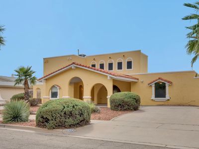625 Cresta Alta Dr