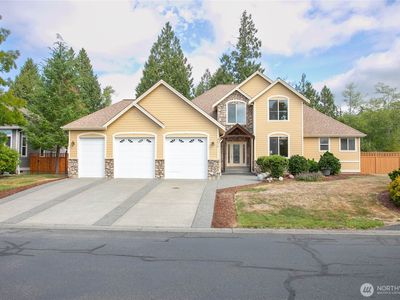 8676 Ashbury Court