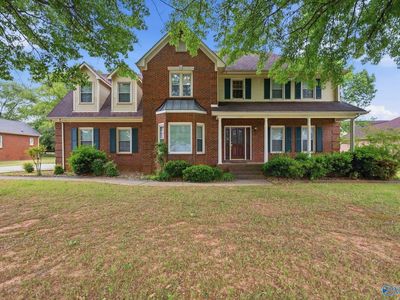102 Redcliffe Dr