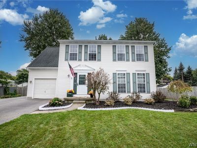 87 Azure Pine Ct
