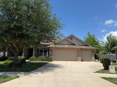 48 Madiera Dr