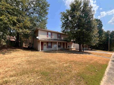 8700-8702 White Rock Ln