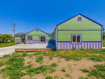 1637 Ocean Dr