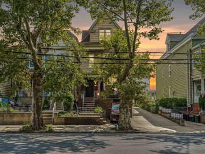 116 W 5th St