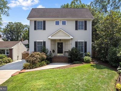 408 E Summit Ave
