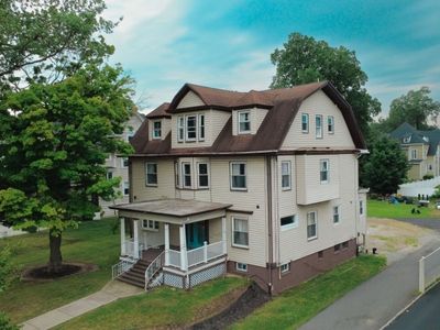378 Fairview Ave