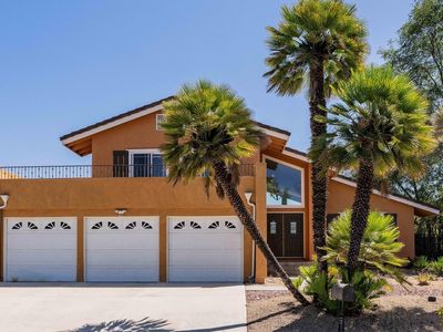 688 Velarde Dr