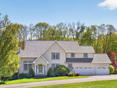 Property at 6 Martingale Way, Pawling, NY