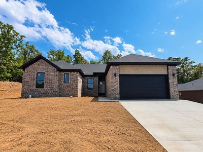 563 Crepe Myrtle Loop