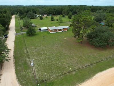 Property at 107 Green Oak Dr, Melrose, FL