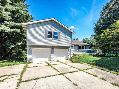 3132 Greentree Rd