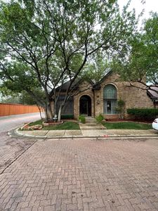 13 Quadrille St