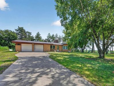 1175 S Boutell Rd SE