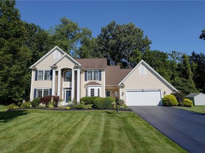 992 La Quinta Dr