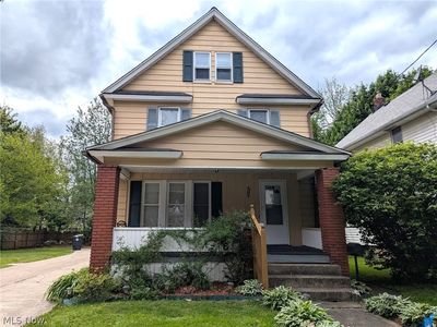 876 Avon St
