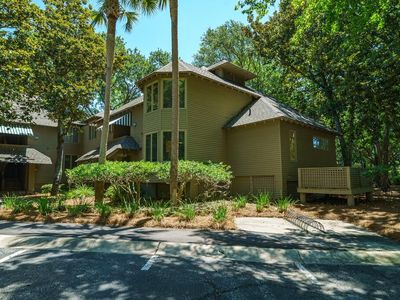 5557 Green Dolphin Way