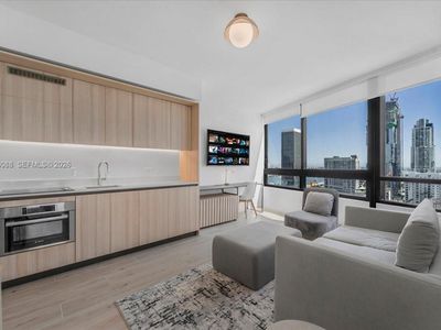 225 N Miami Ave #3009