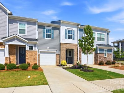 2037 Howell Creek Way