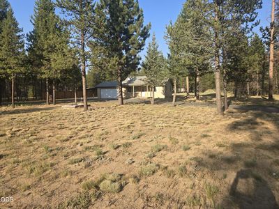 52460 Pine Dr