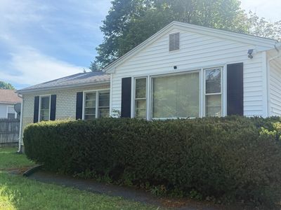 74 Leatherleaf Dr