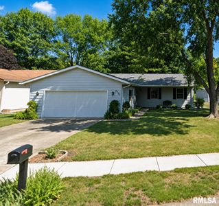2633 Lemont Dr