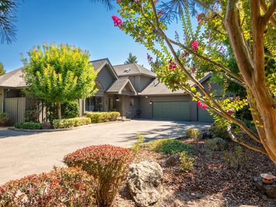 1497 Hurlbut Lane