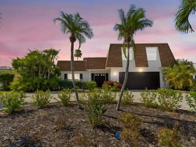 775 Capri Blvd
