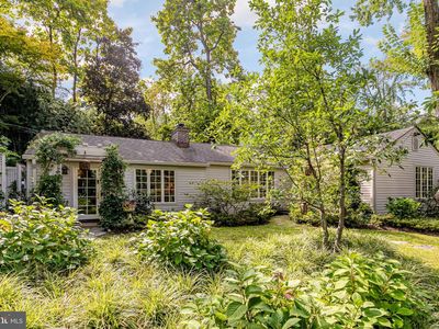 60 Harriet Dr