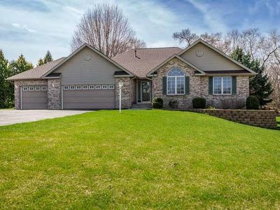 Property at 11422 Bayberry Dr, Roscoe, IL