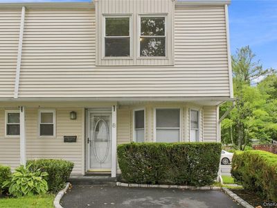 8 Manors Drive
