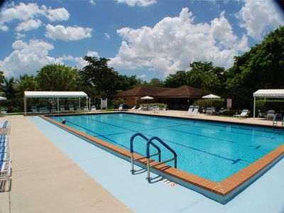 3980 OAKS CLUBHOUSE Drive #511