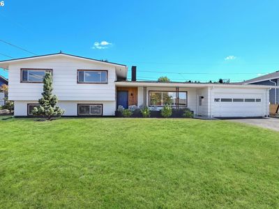 12640 NE Fremont St