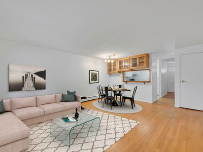 228 Williamstown Ct #228