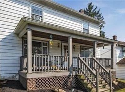 2052 Main St
