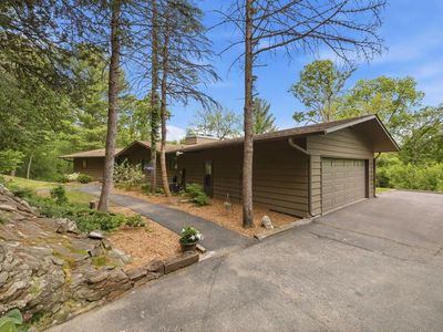3304 N Crystal Springs Road