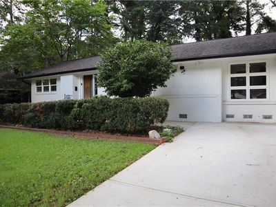1988 Brewer Blvd SW