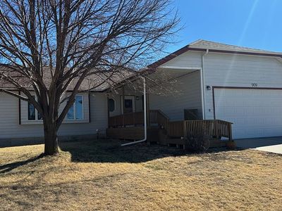 909 Kennedy Dr