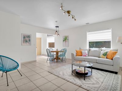1850 SW 24th Street #1-2