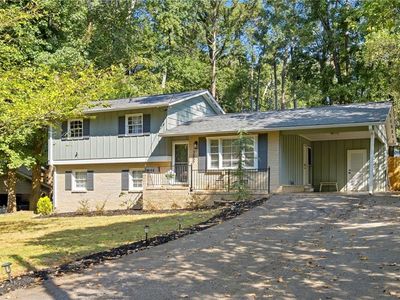 3650 Sheffield Pl