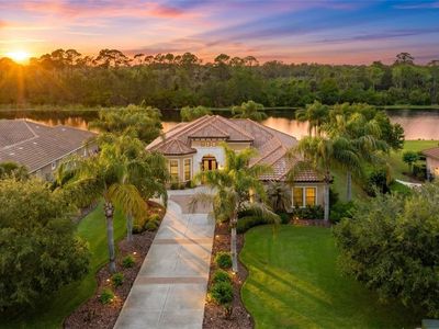 204 Willow Oak Way