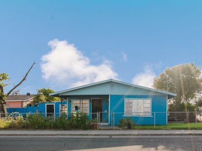 4120 Springfield Ave