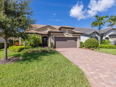 7700 Winding Cypress Dr
