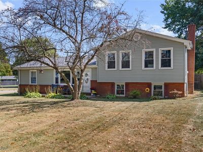 4241 Wedgewood Dr