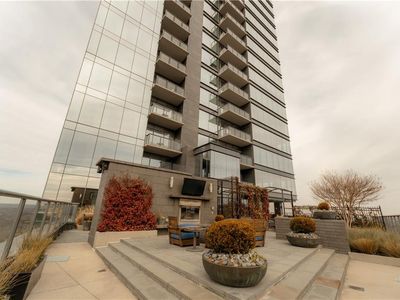 3630 Peachtree Rd NE UNIT 2706